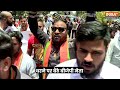 Ajmal Kasab पर मायानगरी में बवाल, धरने पर बैठे BJP Leaders, Rahul Gandhi के खिलाफ फूटा गुस्सा  - 07:00 min - News - Video