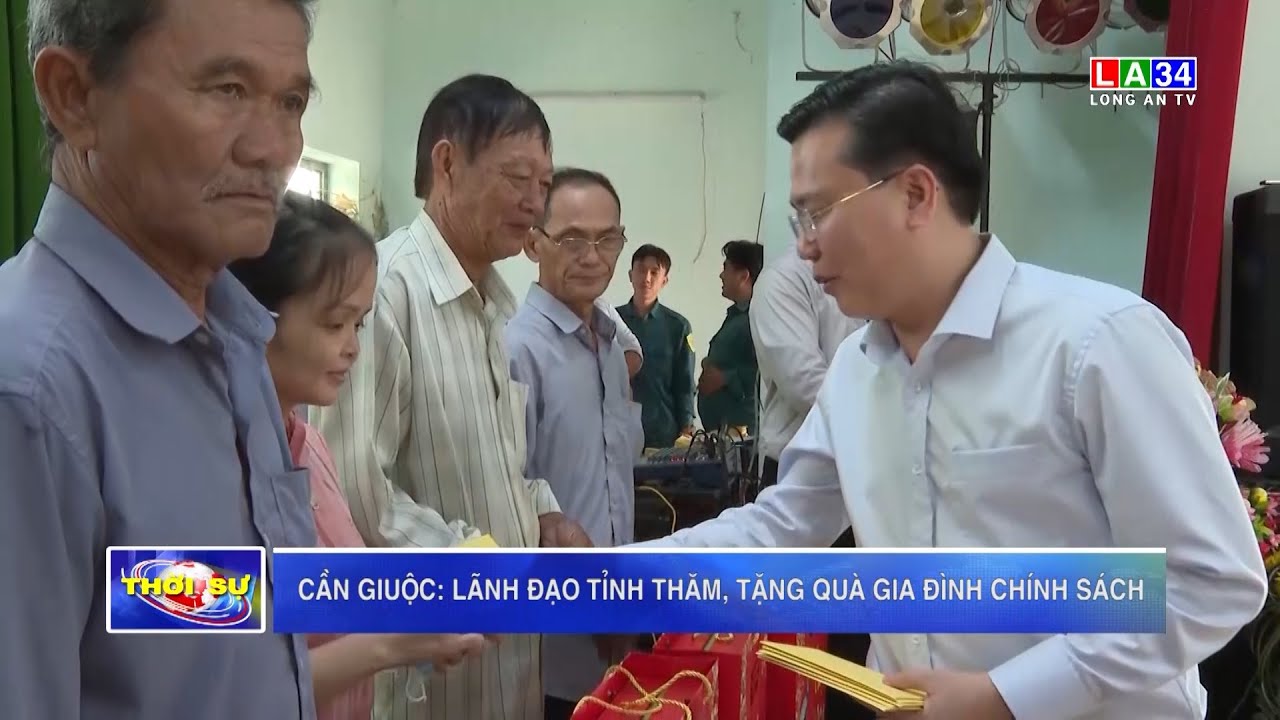 Cần Giuộc: Lãnh đạo tỉnh thăm, tặng quà gia đình chính sách