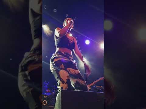 Jorja Smith Live- Let Me Love You / Unforgettable (Mario Cover)