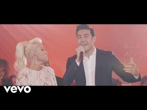 Yuri - Ya No Vives en Mí (Primera Fila) ft. Carlos Rivera