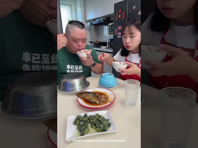 自私老公搶走我一塊紅燒肉，那我就吃掉他8塊紅燒肉，讓他餓肚子
