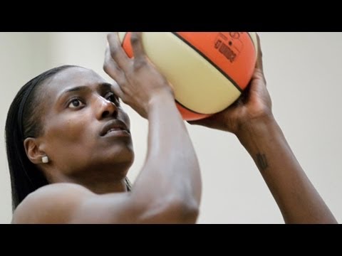 Interview with Chicago Sky center Sylvia Fowles - YouTube