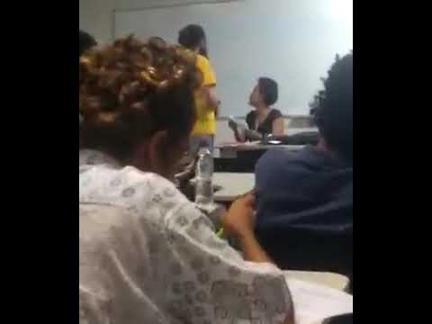 Racismo na UFRB: aluno se nega a receber prova de professora negra