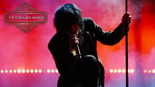 Johnnie Guilbert performs at the 2024 Streamer Awards!