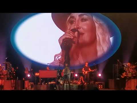 Sarah Connor Waldbühne Berlin 25.08.2023 - Halt mich (Opening)