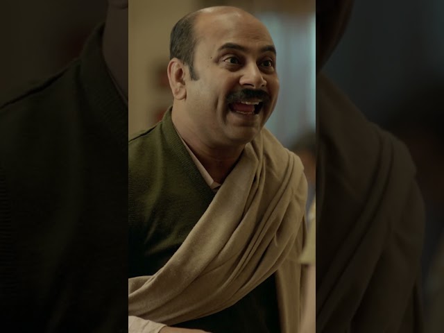 উনি গাড়ি চাপা পড়েছিলেন  #SangeetBangla #moviescene #shorts
