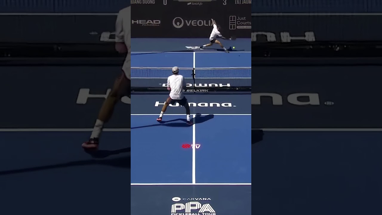 Quang Duong is always putting on a show 🎪 #pickleball #pickleballislife #pickleballhighlights