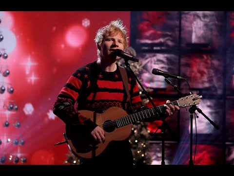 Ed Sheeran Performs 'Merry Christmas'