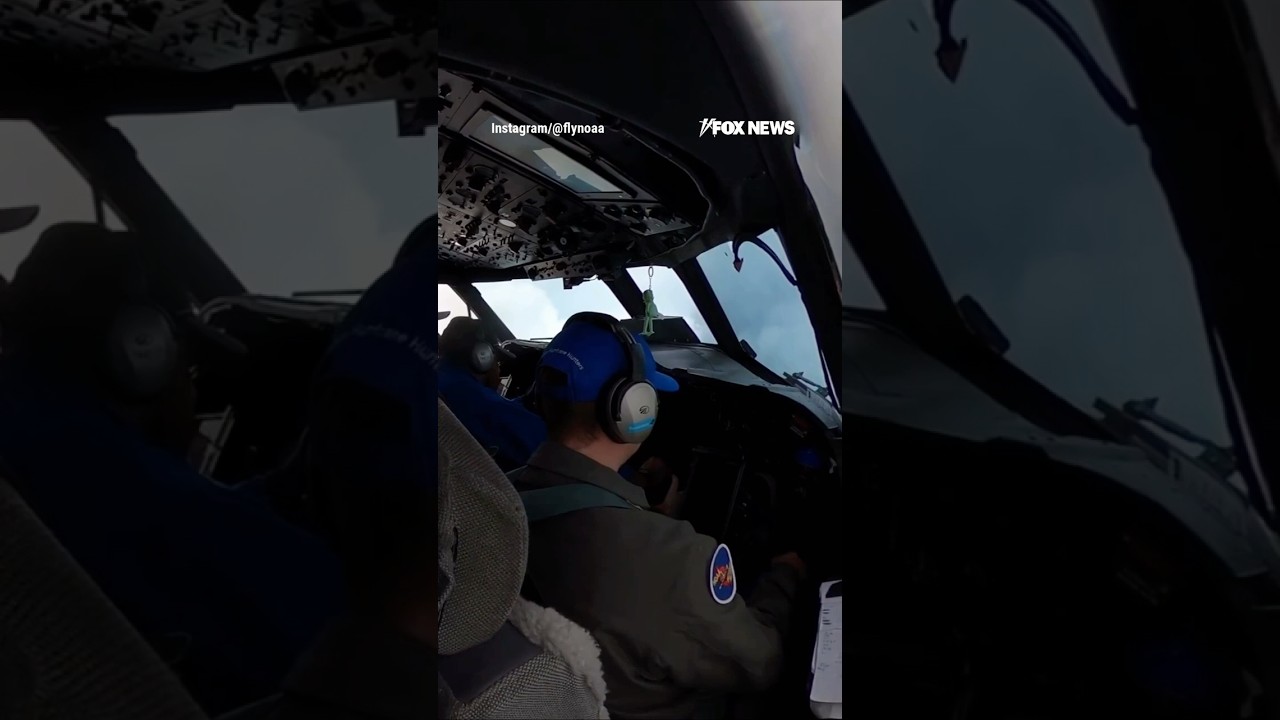 WATCH: Hurricane Hunters enter eye of Hurricane Erin #shorts #foxnews #news #viral #weather