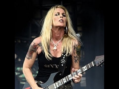 Youtube lita ford kiss me deadly live #6