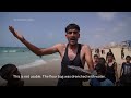 Palestinians risk their lives to retrieve air-dropped aid from the sea  - 01:14 min - News - Video