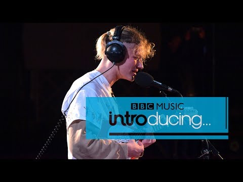 Yellow Days - Your Hand Holding Mine (BBC Music Introducing session)