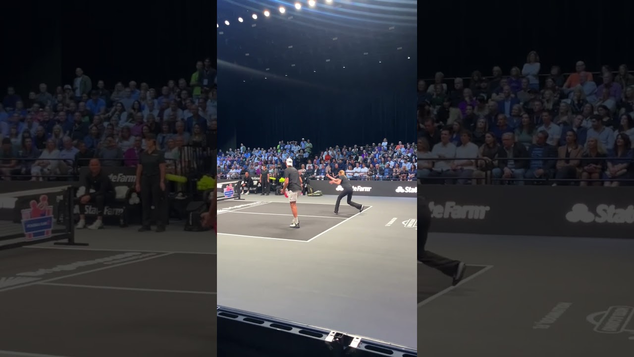 😮‍💨 Maria Sharapova SMOKED This Slam Past Steffi Graf #mariasharapova #pickleball #shorts