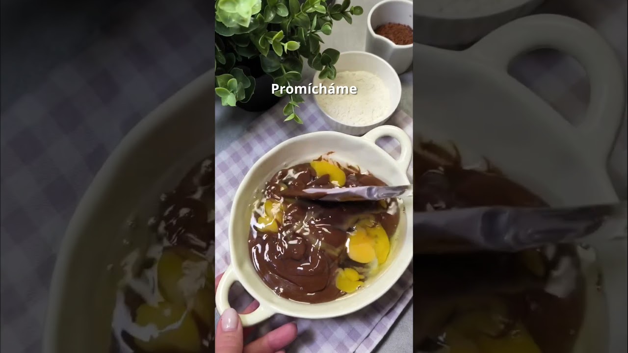 Dopřejte si sladkou odměnu a upečte si Nutellové brownies, které ze stolu zmizí dřív než vychladnou