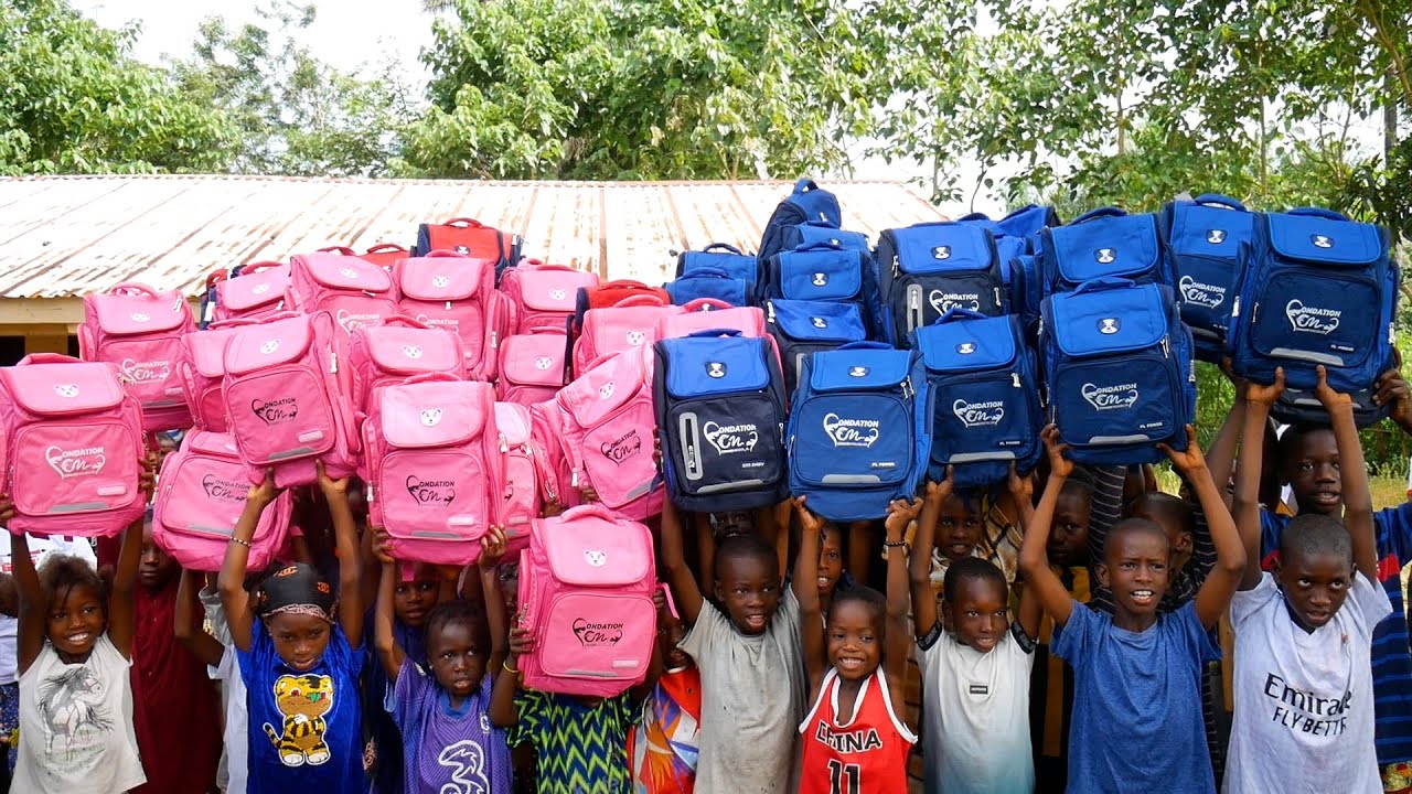 Conakry Nouvelles FOURNITURES SCOLAIRES ECOLE PRIMAIRE DE GBANTAMA CENTRE