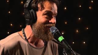 Rodrigo Amarante - Hourglass (Live on KEXP)