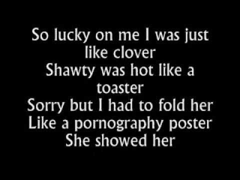 Flo Rida ft. T-Pain - Low (Lyrics On Screen) - YouTube