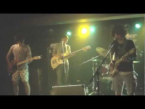 この小さな部屋が銀河にかわるまで / fula