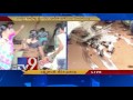 Women wage war on liquor, destroy wine shop in Anantapur