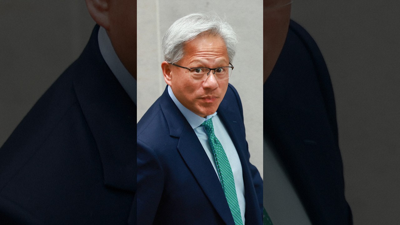 👀 Jensen Huang reacts as Trump says the U.S. leads in AI