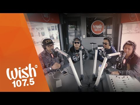 Smugglaz, Curse One, Dello and Flict-G perform