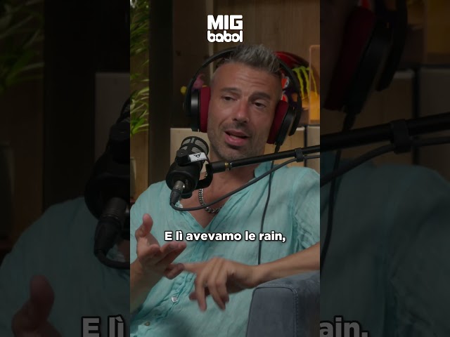 MARCO MELANDRI racconta il suo iconico traverso a Phillip Island ✨