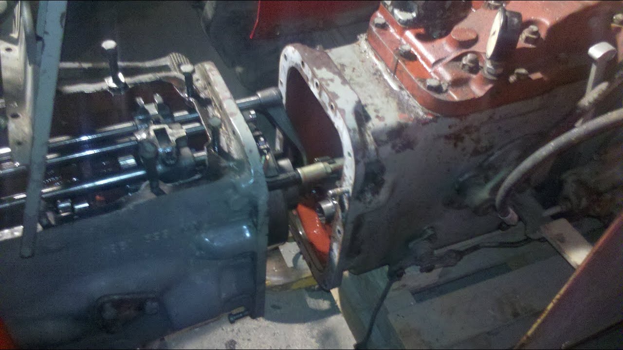 MF 165 Multi Power - hydraulic pump break down - Spliting ... farmall tractor engine diagram 