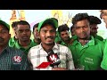 Adivasi Singer Singing Song At Medaram Jatara | Sammakka Sarakka Jatara 2024 | V6 News  - 03:08 min - News - Video