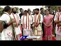 CM Revanth Reddy Visits Yadagirigutta Temple Along With His Wife | V6 News  - 03:55 min - News - Video