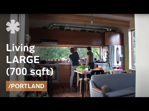 Small Portland prefab home stacks space to fit family of 3