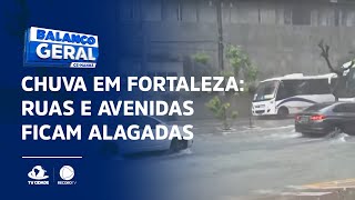 Manhã de chuva em Fortaleza: Ruas e avenidas ficam alagadas