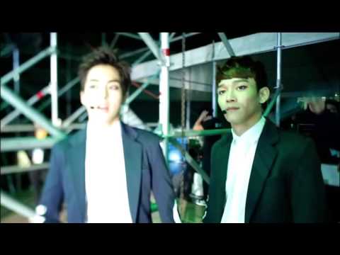 EXO backstage