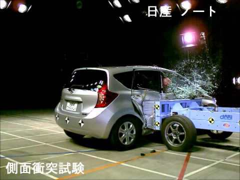Видео краш-теста Nissan Note с 2009 года