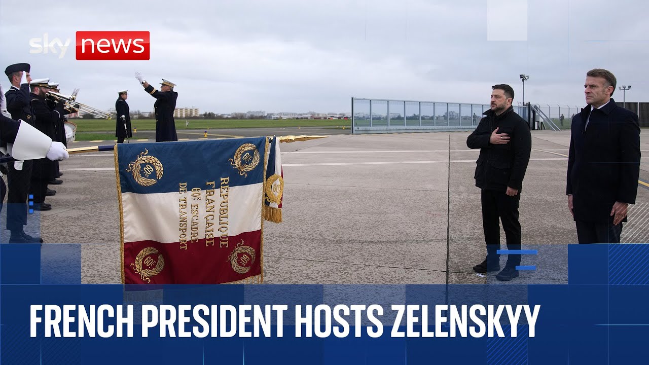 Zelenskyy meets French president in Paris