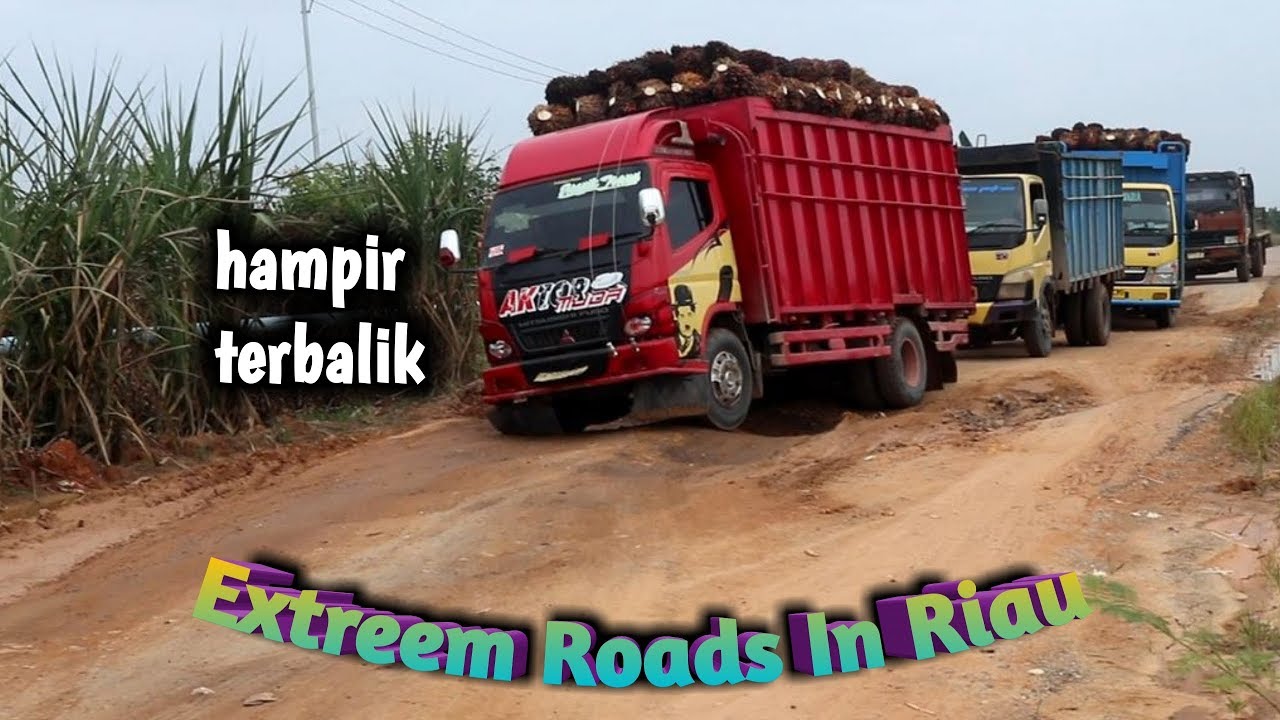 Truk Sawit Melewati Banjir Extreem Road In Riau Indonesia PART 2 By Kopi Susu Official