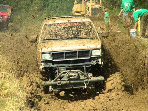 Colt ford mud bogging