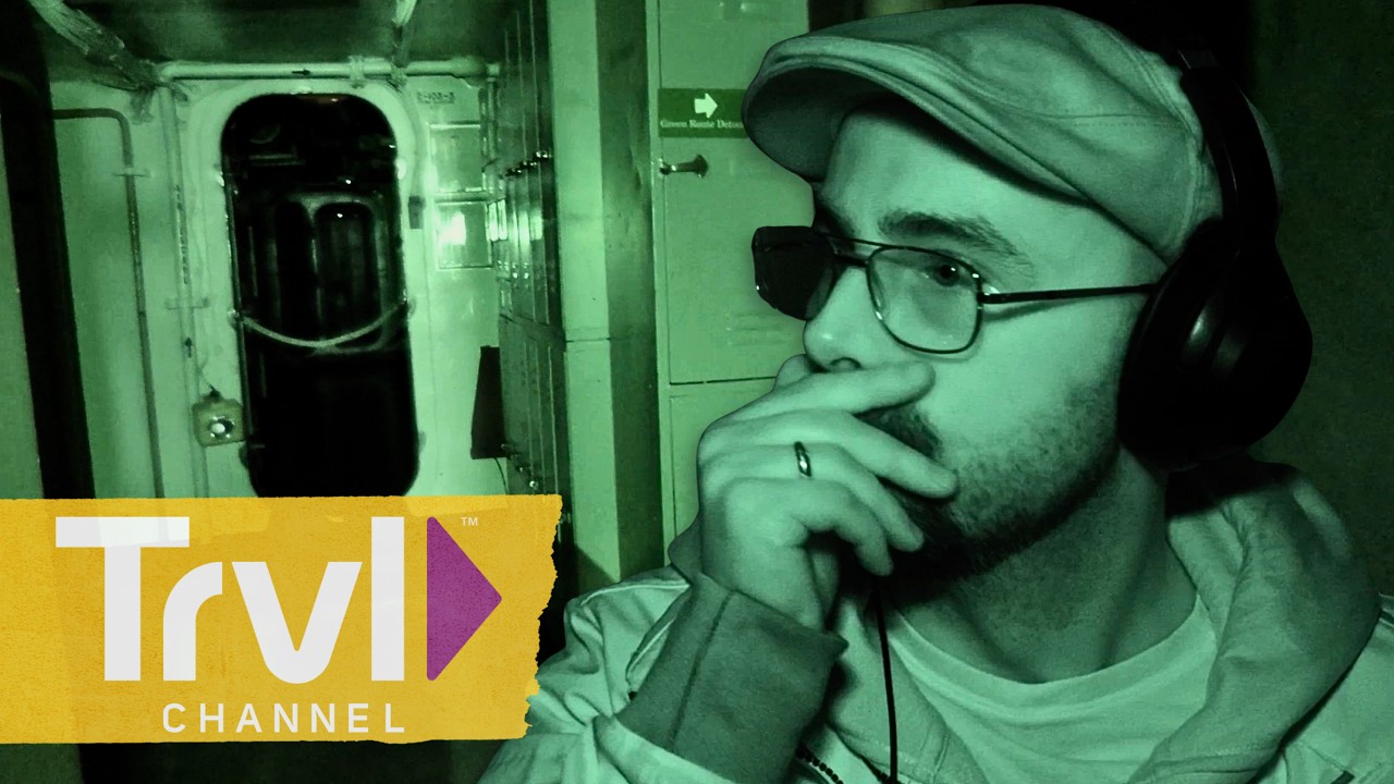 Seaside Haunts | Ghost Hunters | Travel Channel