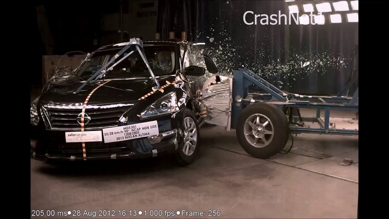 Nissan altima crash test video #10