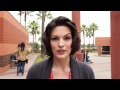 Alana de la Garza fait la promo de Los Angeles Police Judiciaire