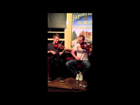 Patrick Mangan - Trad Music Session in Dublin w/ Padraig O'Neill & James Riley