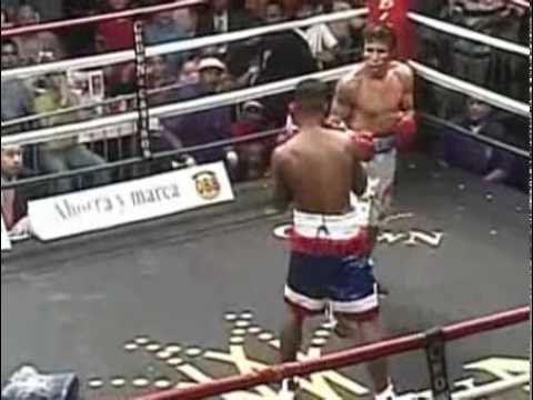 Edwin Valero vs Vicente (Loco) Mosquera (1/5)