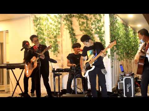 Menghujam Jantungku - Tompi (Live Cover)