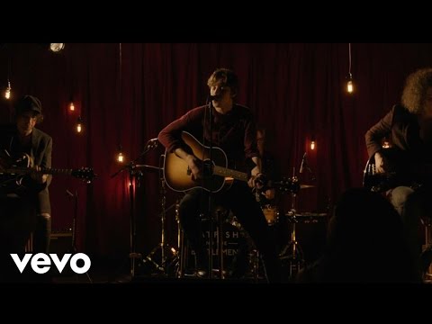 Catfish and the Bottlemen - Outside (Vevo Presents)