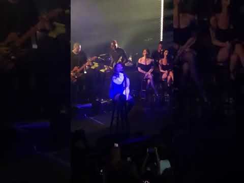 ariana grande successful live (sweetener sessions nyc)