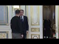 Blinken meets with Zelenskyy during unannounced Ukraine visit  - 00:42 min - News - Video