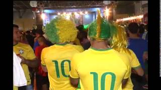 O Brasil ganhou Camarões por 4 a 1. Festa garantida no país inteiro. Na Fun Fest, no Expominas, em Belo Horizonte, muito samba no pé.