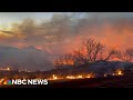 Video shows heavy smoke, flames from Texas wildfire