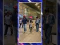 Kareena Kapoors Famjam With Husband Saif And Kids Taimur And Jeh  - 00:42 min - News - Video