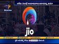Reliance Jio to hire 80,000 people in FY 2019