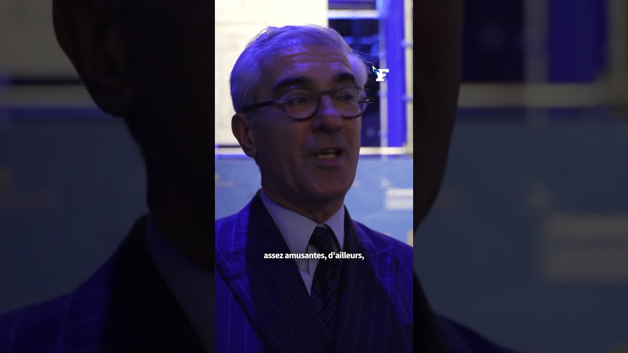 Sous la nef du Grand Palais, le président de la République, Emmanuel Macron, a visité l’exposition